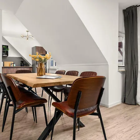 Luno - Super Zentral, Flexbetten, 2x Garage, Ps5